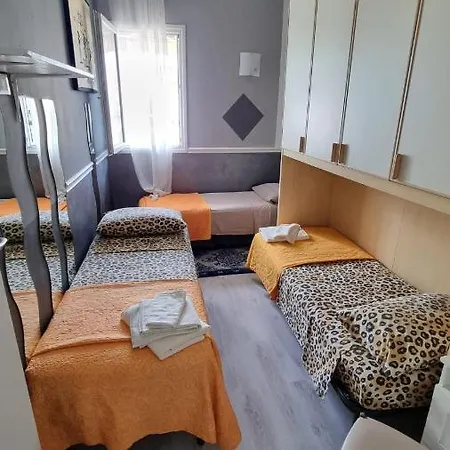 La Maison Rouge Apartment