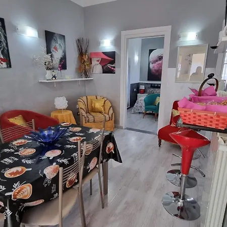 Apartment La Maison Rouge *